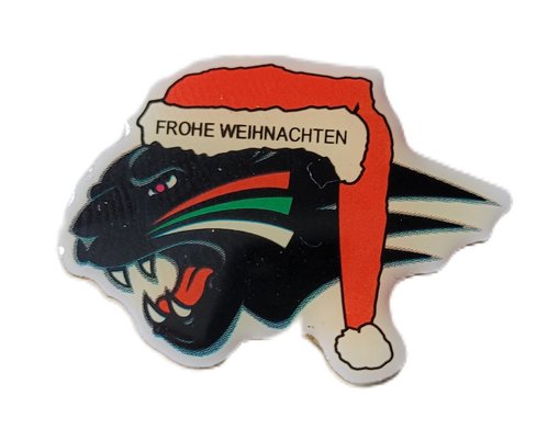 Augsburger Panther Weihnachts-Pin – Pantherkopf mit Weihnachtsmütze