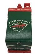Frontansicht des unverpackten Fleer Sammlermodells 1 zu 50 der Minnesota Wild Zamboni Eismaschine.