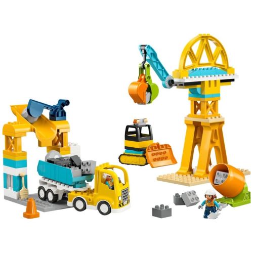 LEGO 10476 DUPLO Baustelle mit Baufahrzeugen 3 in 1 Set fertig aufgebautes Klemmbaustein Modell mit großem Kran, gelbem Kipplaster, Betonmischer und DUPLO Figuren.