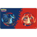 Pokémon Spielmatte mit Mega-Glurak X und Mega-Glurak Y Design von Ultra PRO