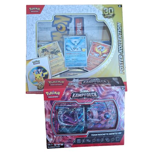 Pokémon TCG 30 Jahre Jubiläums-Bundle bestehend aus der ungeöffneten Poster-Kollektion mit Arktos Promokarte und dem Liga-Kampfdeck Team Rockets Mewtu-ex.
